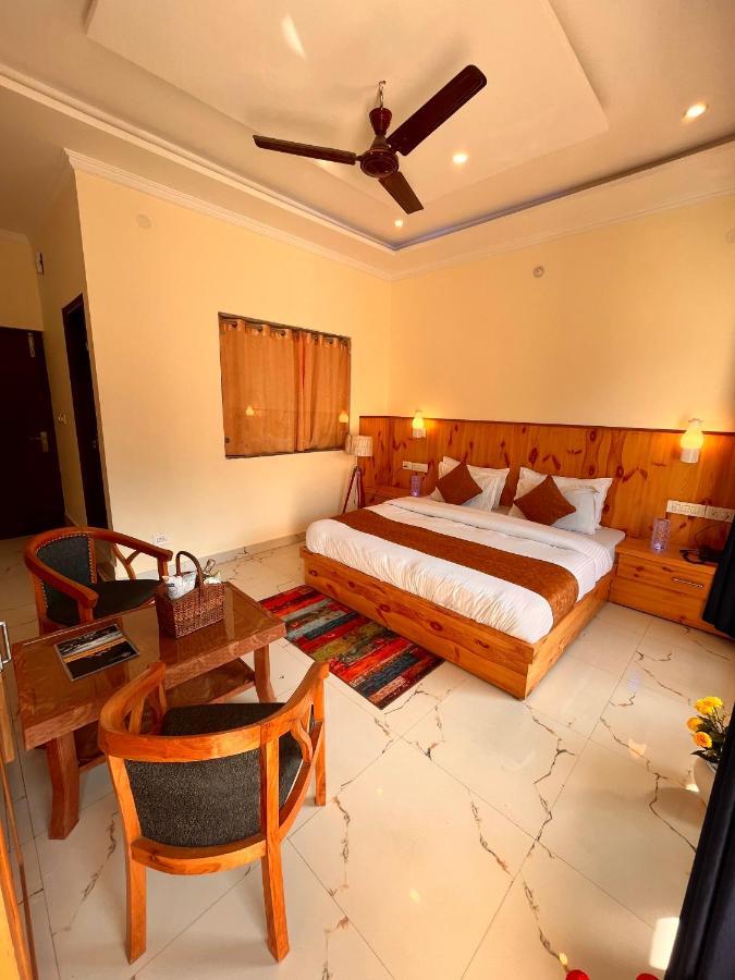 Sitara Resort, Scenic Mountain View Rooms With Balcony & Terrace Mussoorie Exterior foto